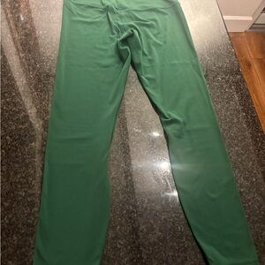 Lululemon: Align Hugh-Rise Pant 25” and Flow Y Bra Nulu